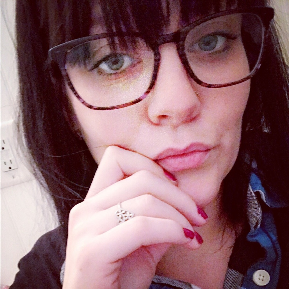 Meet your Posher, Sarah